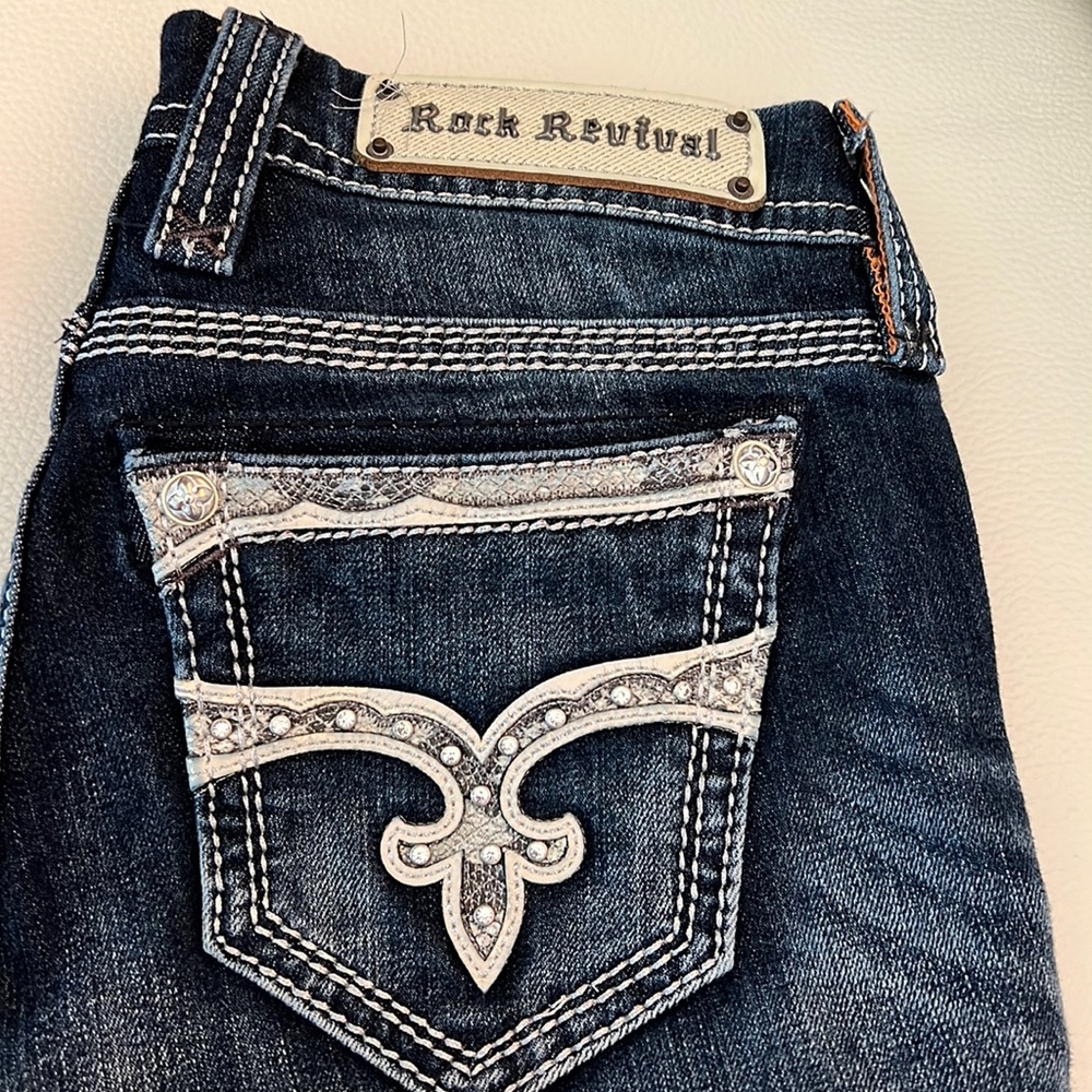 Rock Revival. Closet clear out